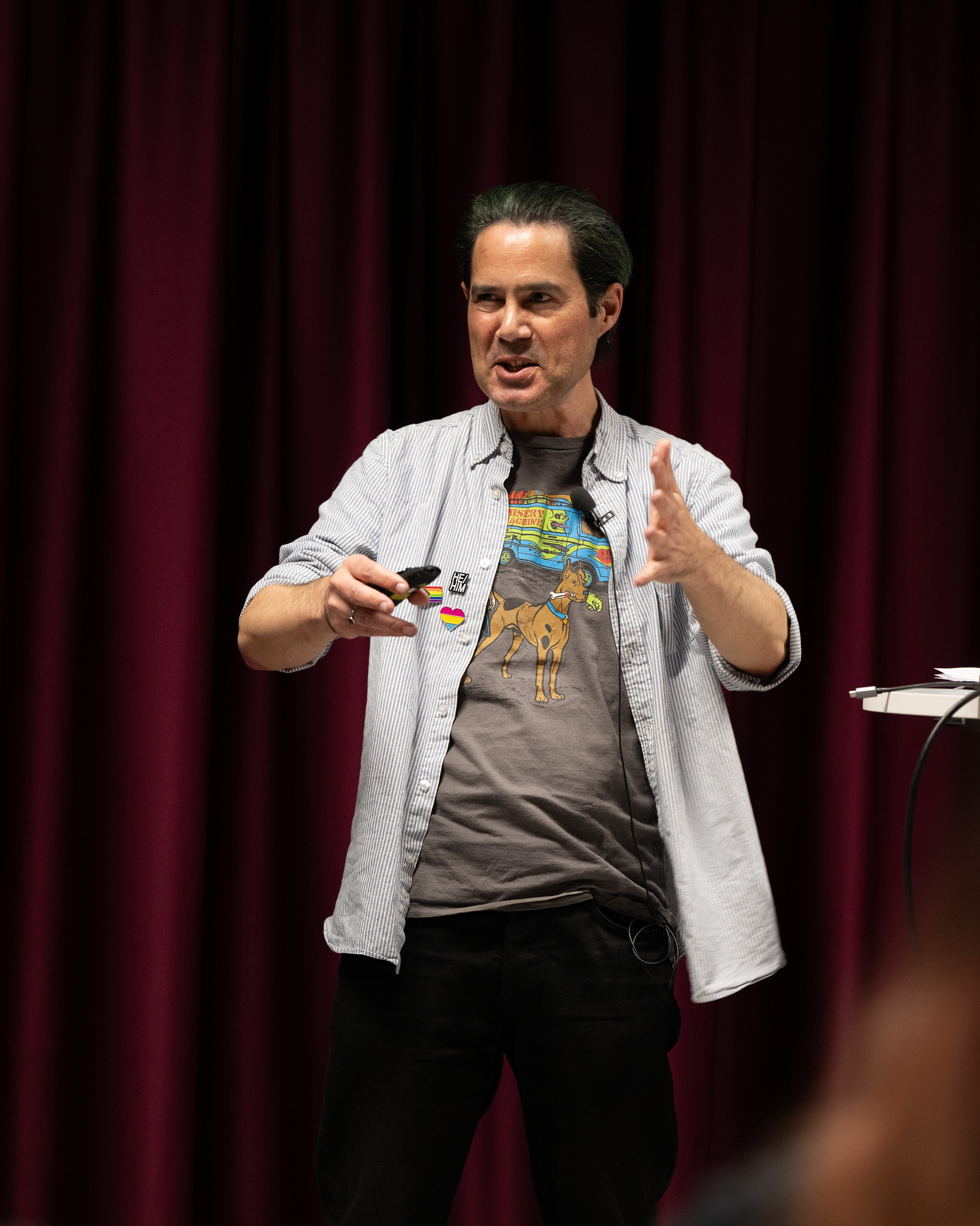 Silently Patching the Magic Circle – Mo Holkar